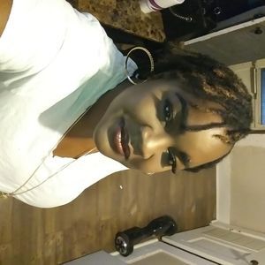 Meet your Posher, Vera